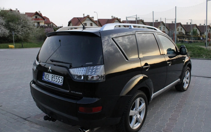 Mitsubishi Outlander cena 23400 przebieg: 277300, rok produkcji 2008 z Olsztyn małe 121